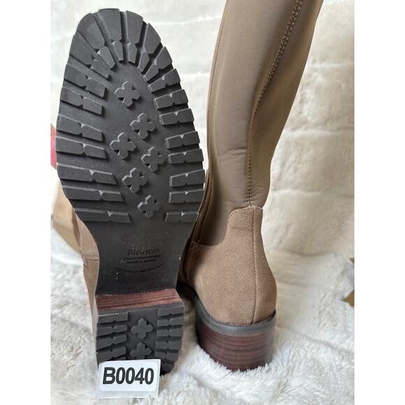Blondo Symone Size 6 Waterproof Knee High Boot Taupe Suede - Picture 5 of 6